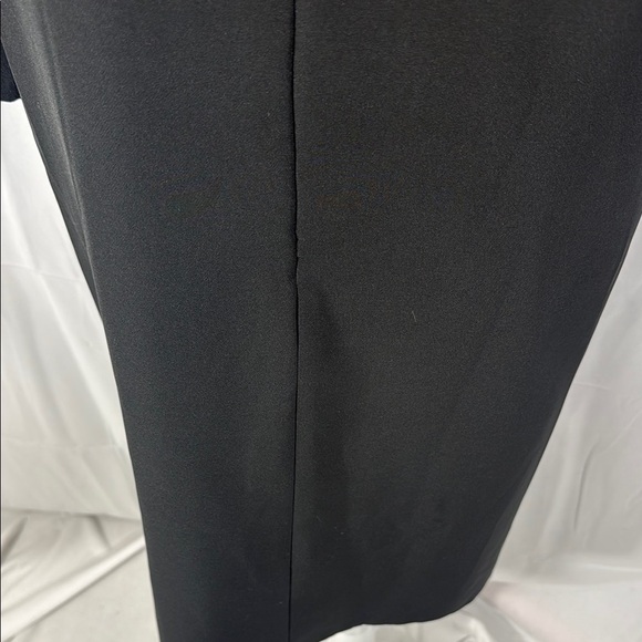 TAHARI BLACK V-NECK SHEATH DRESS SIZE 12 NWT - Picture 11 of 11